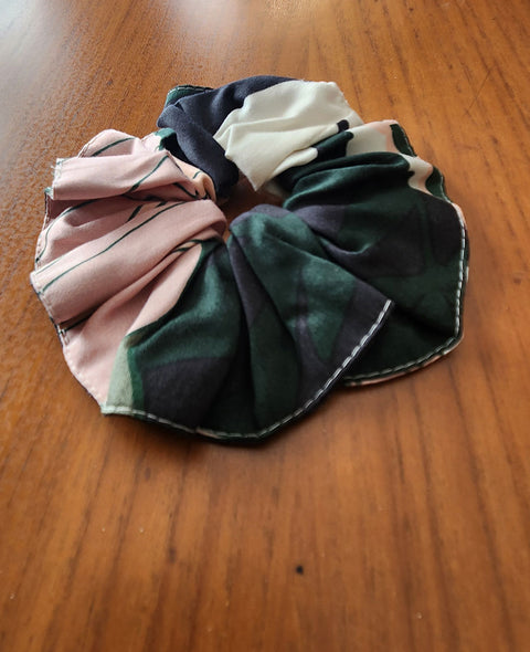 Highbury Floral Print Scrunchie